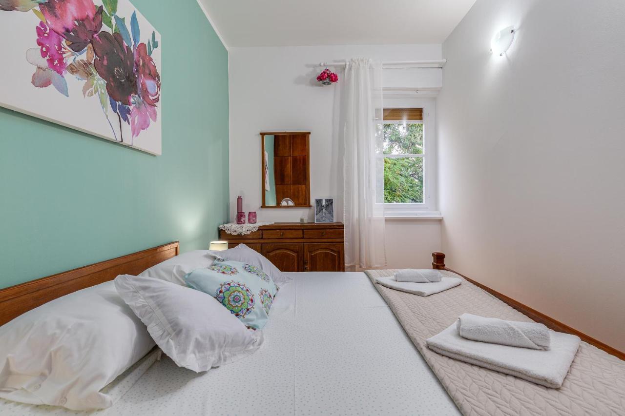 Apartment 'Olivia' 扎达尔 外观 照片