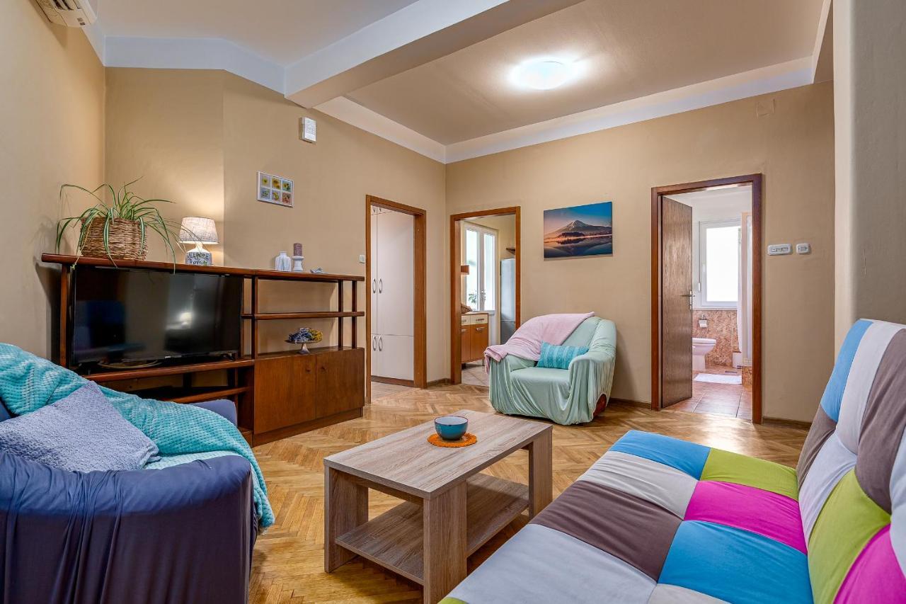 Apartment 'Olivia' 扎达尔 外观 照片