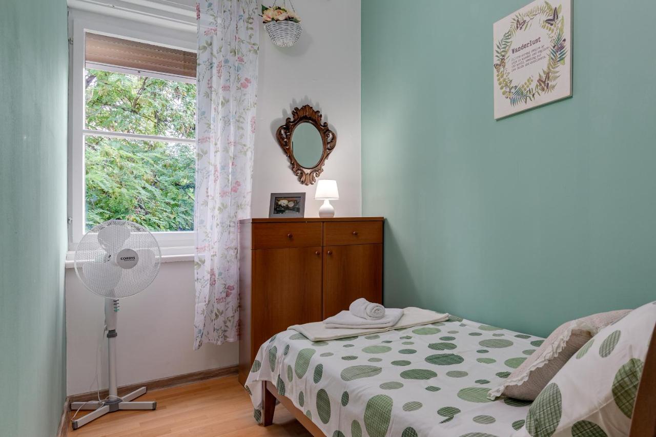 Apartment 'Olivia' 扎达尔 外观 照片